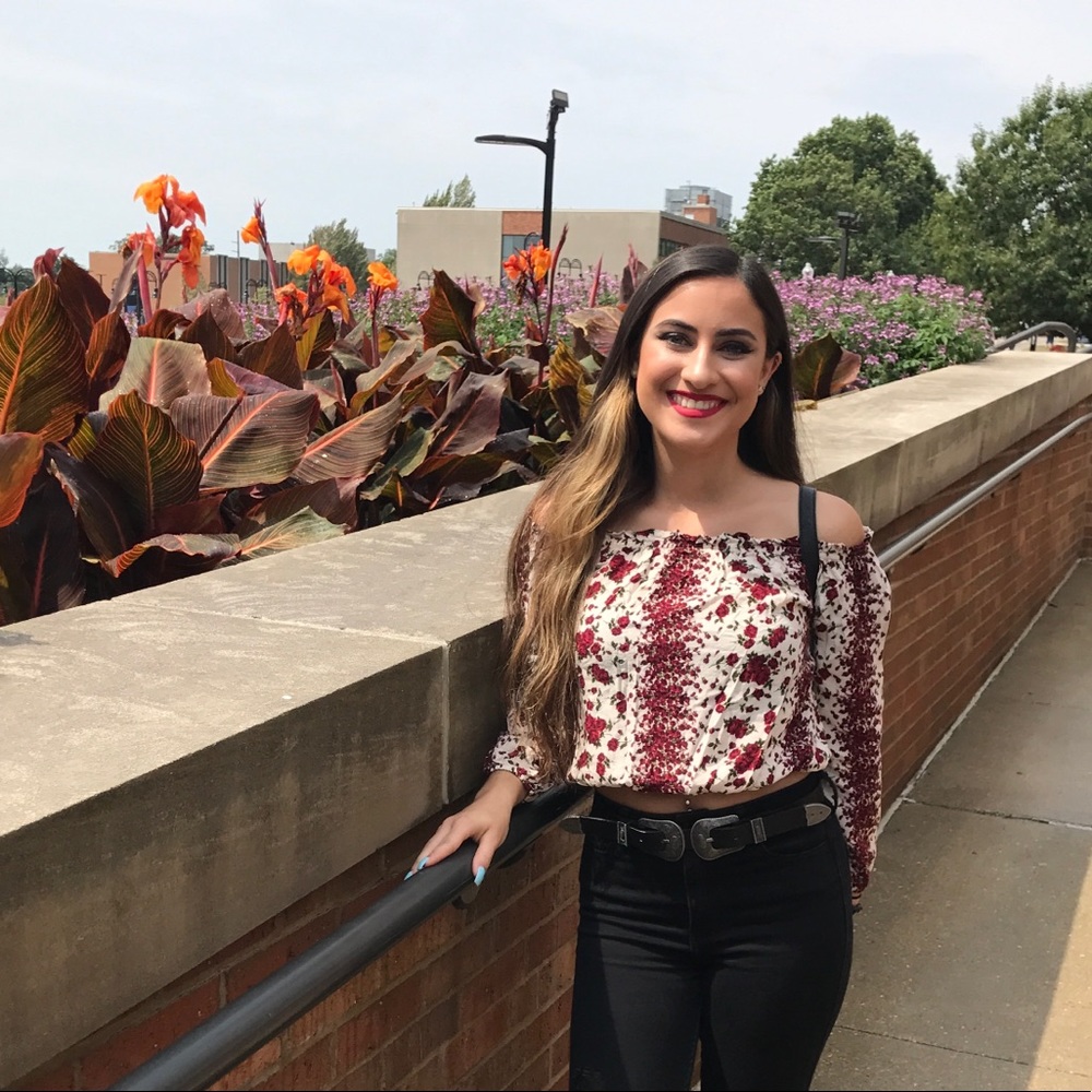 Meet your Posher, Karissa